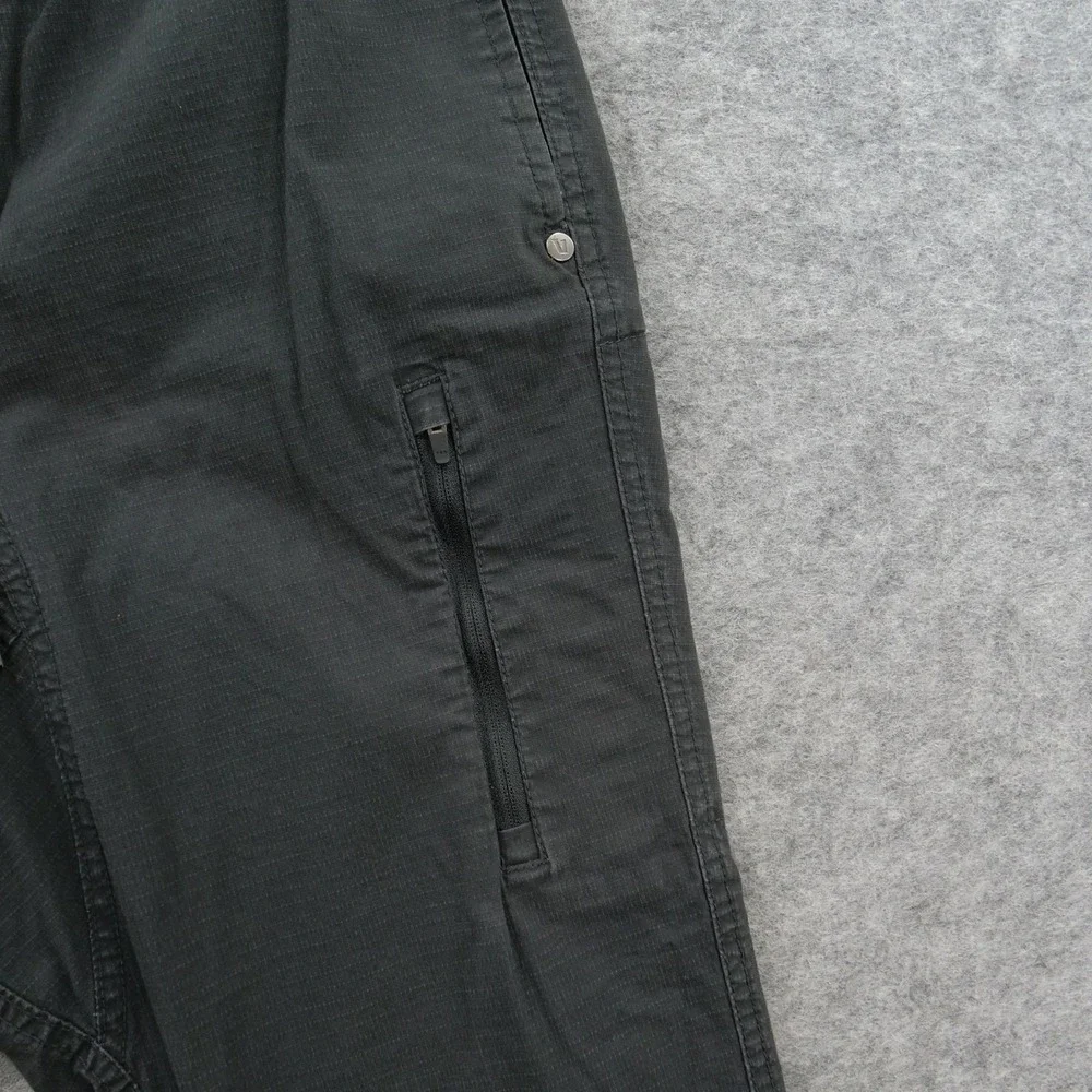Vuori Pants Mens Small Gray Ripstop Climber Drawstring Tapered Elastic Waist